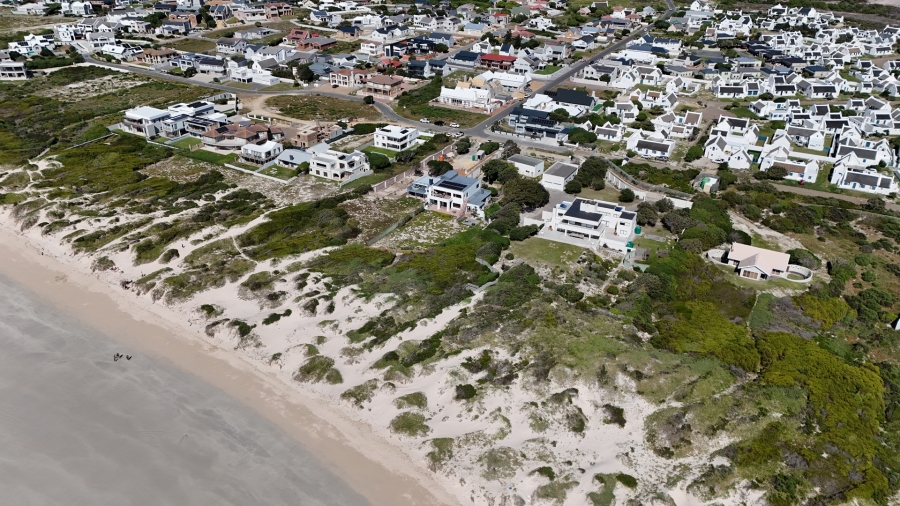 4 Bedroom Property for Sale in Struisbaai Western Cape